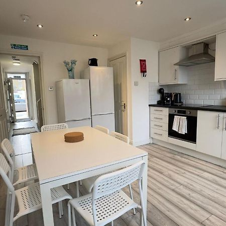 15 Min To Central London Guest Suites 22 ภายนอก รูปภาพ