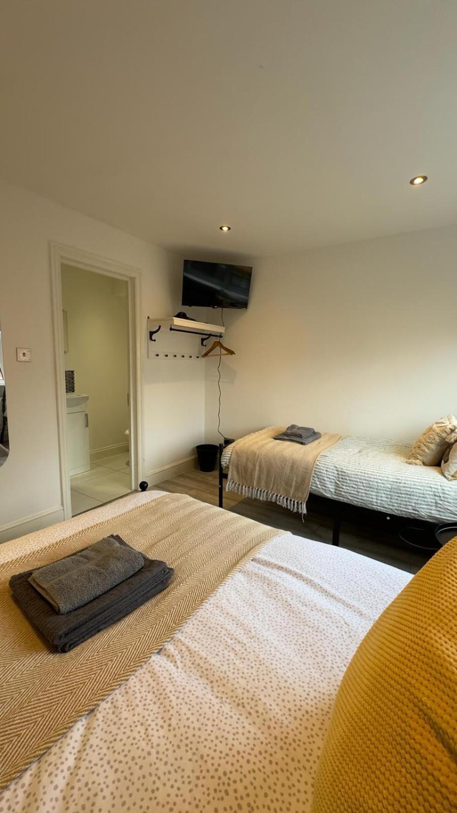 15 Min To Central London Guest Suites 22 ห้อง รูปภาพ