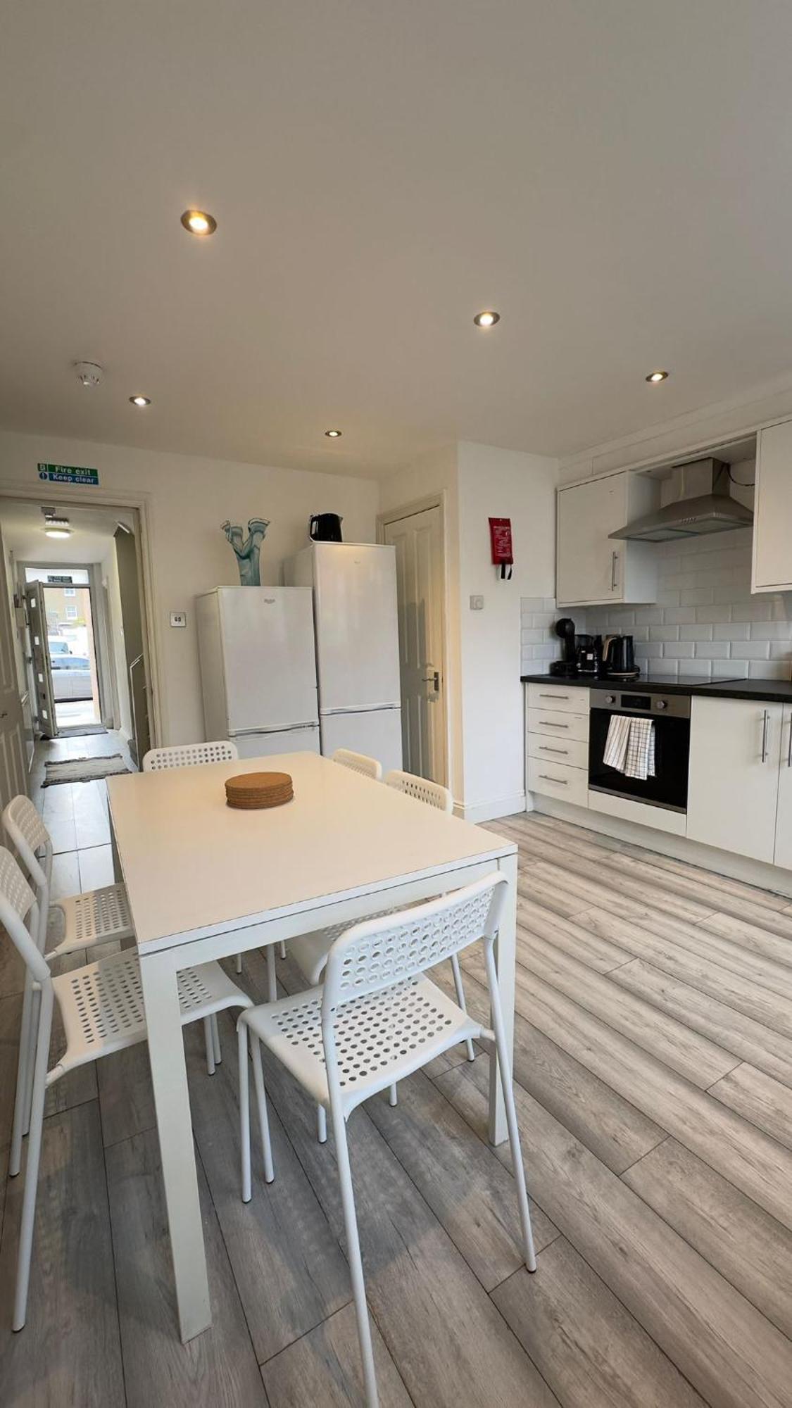 15 Min To Central London Guest Suites 22 ภายนอก รูปภาพ