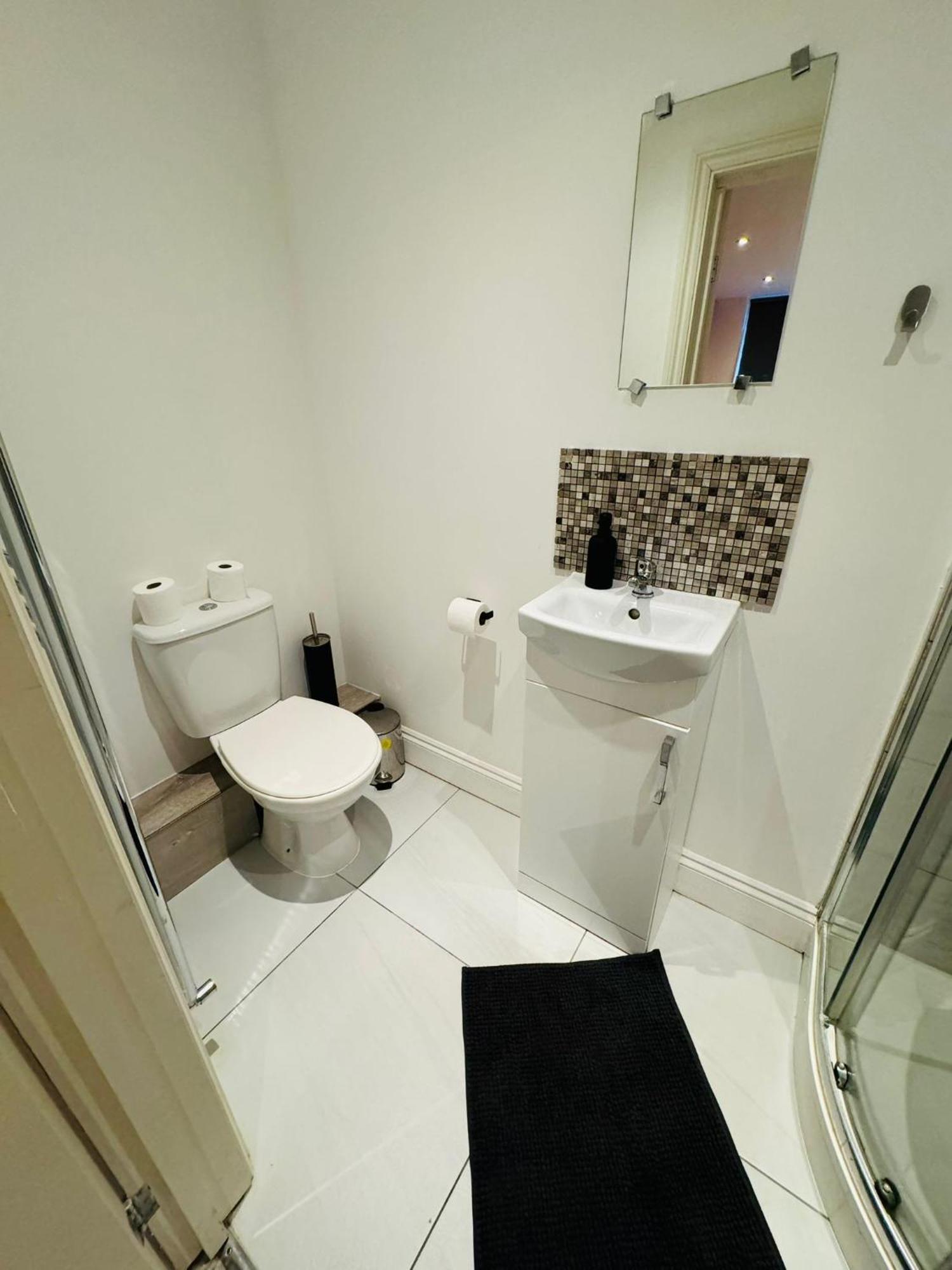 15 Min To Central London Guest Suites 22 ห้อง รูปภาพ
