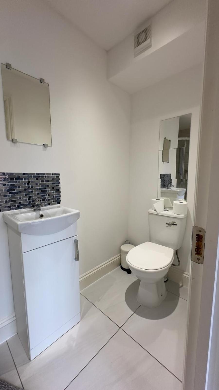 15 Min To Central London Guest Suites 22 ห้อง รูปภาพ