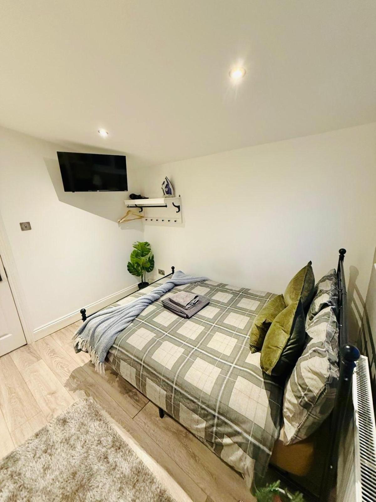 15 Min To Central London Guest Suites 22 ภายนอก รูปภาพ